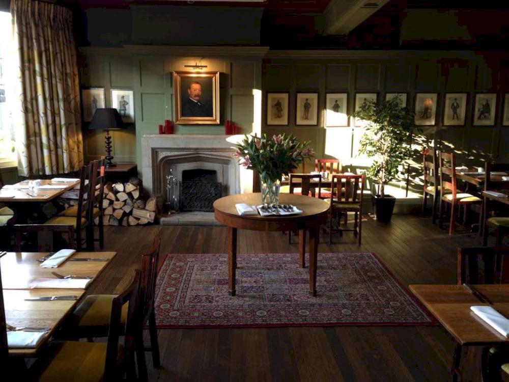 The George Hotel Henfield Exterior photo